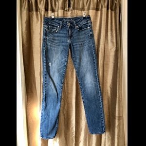 AMERICAN EAGLE Skinny Jean